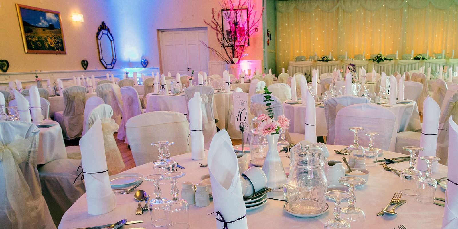 Wedding Table at the Rhu Glenn Hotel 